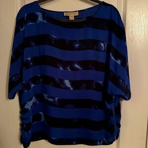 Michael Kors size L Great condition-lightly worn